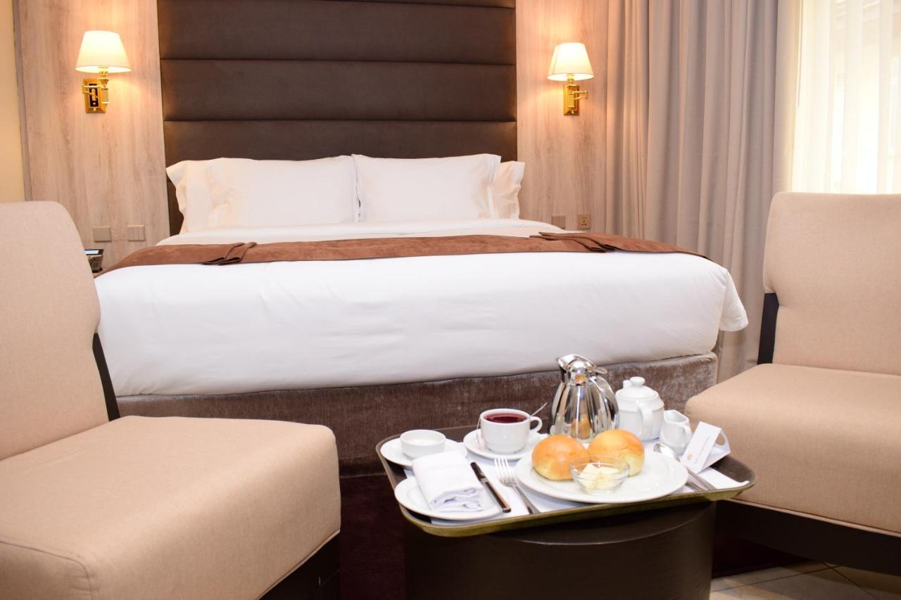 Monty Suites & Golf Uyo Extérieur photo